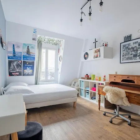 Veeve - The Artist's Apartment